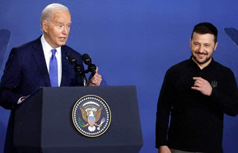 拜登，这回输定了！
昨天，美国总统拜登又一次闹了个大笑话，把泽连斯基错叫成了普京