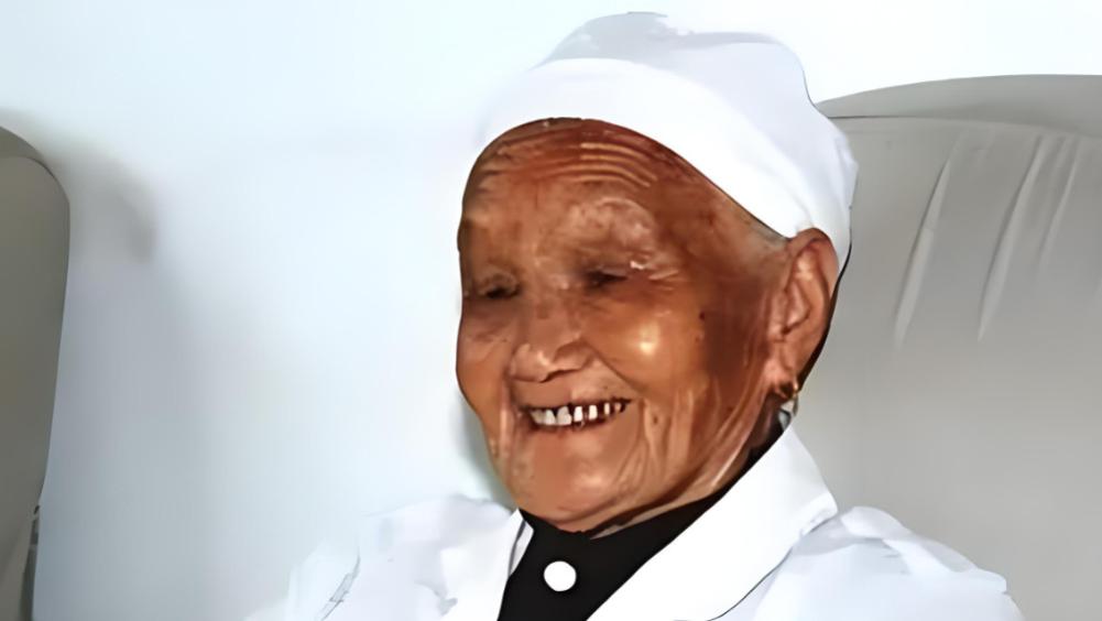长寿与智慧并存：双桥老太太罗有明，105岁高龄的养生之道全揭秘