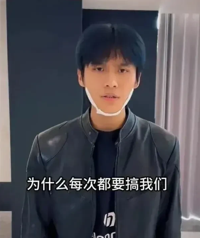 大小杨哥此时此刻也后悔了！

第一，不应该主动去举报辛巴，卖大闸蟹卖就行了，抢走