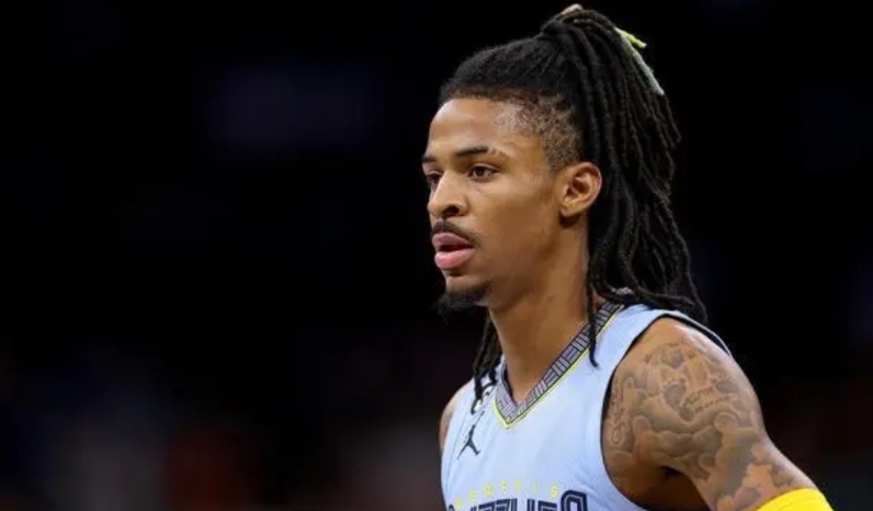 莫兰特也许是联盟现役球员中打球最具观赏性最高的，没有之一！
身高1.88米，臂展