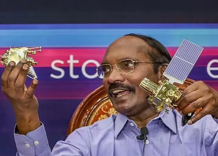 美国2名宇航员被困空间站。
印度要出手了！
印度空间研究组织（ISRO)负责人普