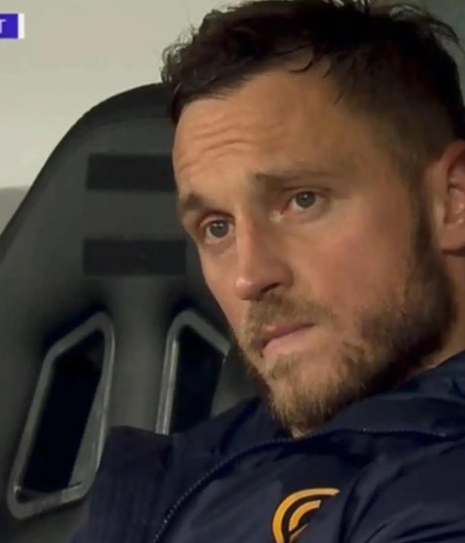 阿瑙托维奇被吐槽！意大利那边有一个相对知名的国际米兰球迷前两天发文对阿瑙托维奇的