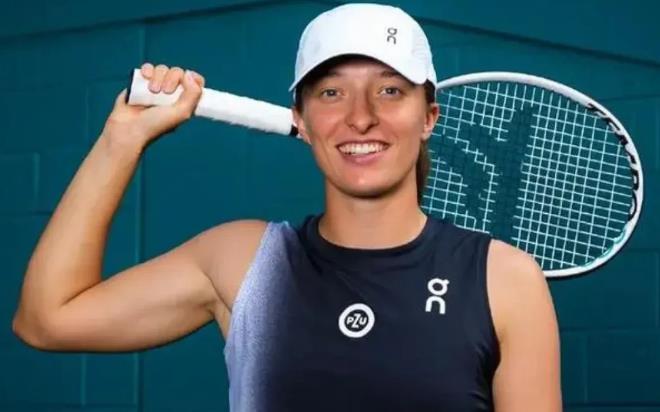 满打满算，斯瓦泰克世界排名晋级之路：

1，2009年，18岁——世界排名第17