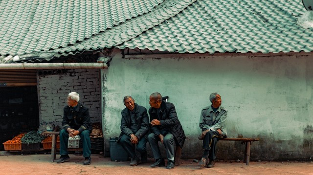 “二婚家庭没有亲，你妈住院跟我们无关”，二婚女：那我也没婆婆