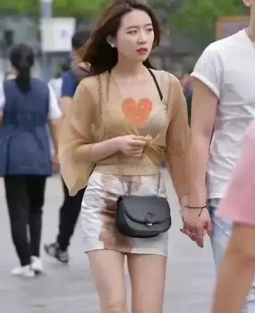 这姨妈裤和姨妈裙的创新设计，可真是惊为天人！