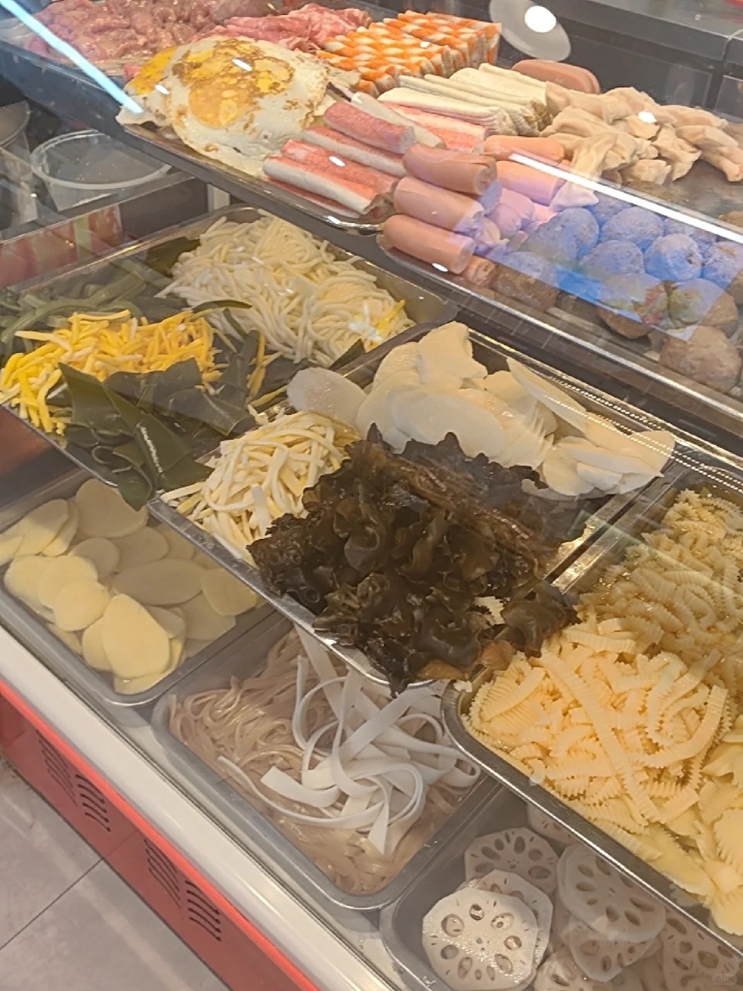川大冒菜祝你真的早点垮
这阿姨，我都说了夹多少，少夹，像聋了一样给我夹巨多，让她