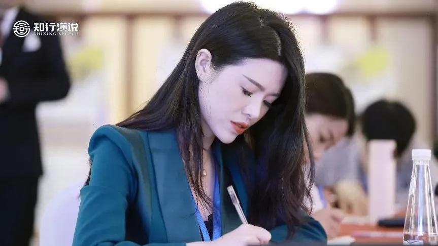 知行演说学员香香的故事