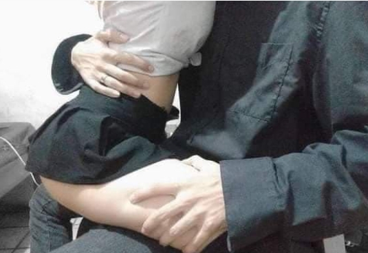 情侣拍照搂腰姿势分享 ​​​