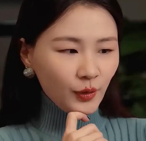 金靖产后复出，却遭遇外界“绑架”言论？她坦言，有同为艺人的男性朋友看到她产后两三