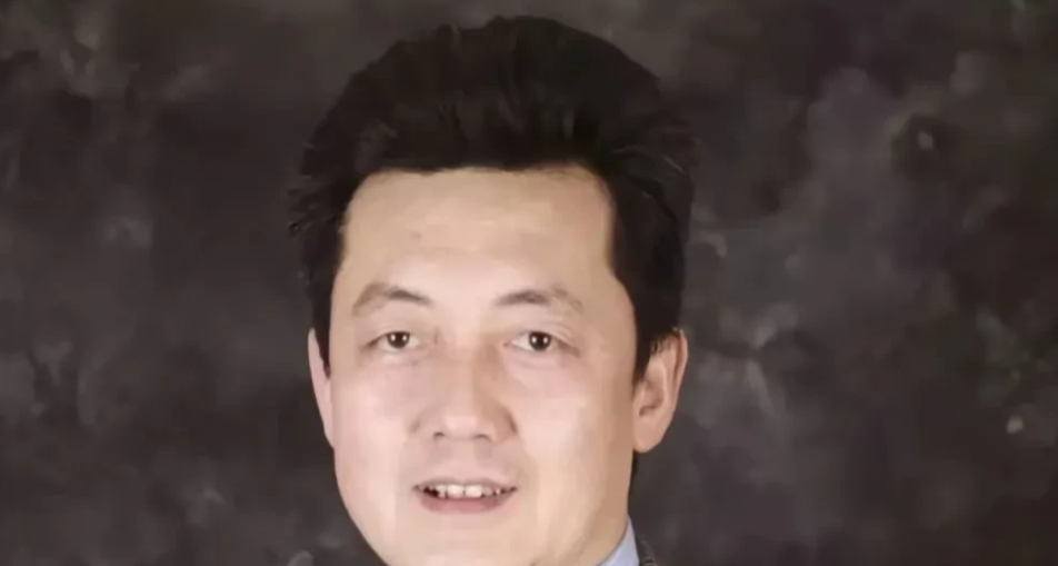 真是天妒英才呀，还没拿到退休金呢，天下又少了一位好医生，难怪人家总说医生救得了别
