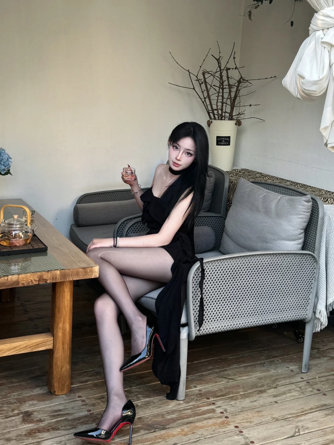 黑色小套装
又当美女了