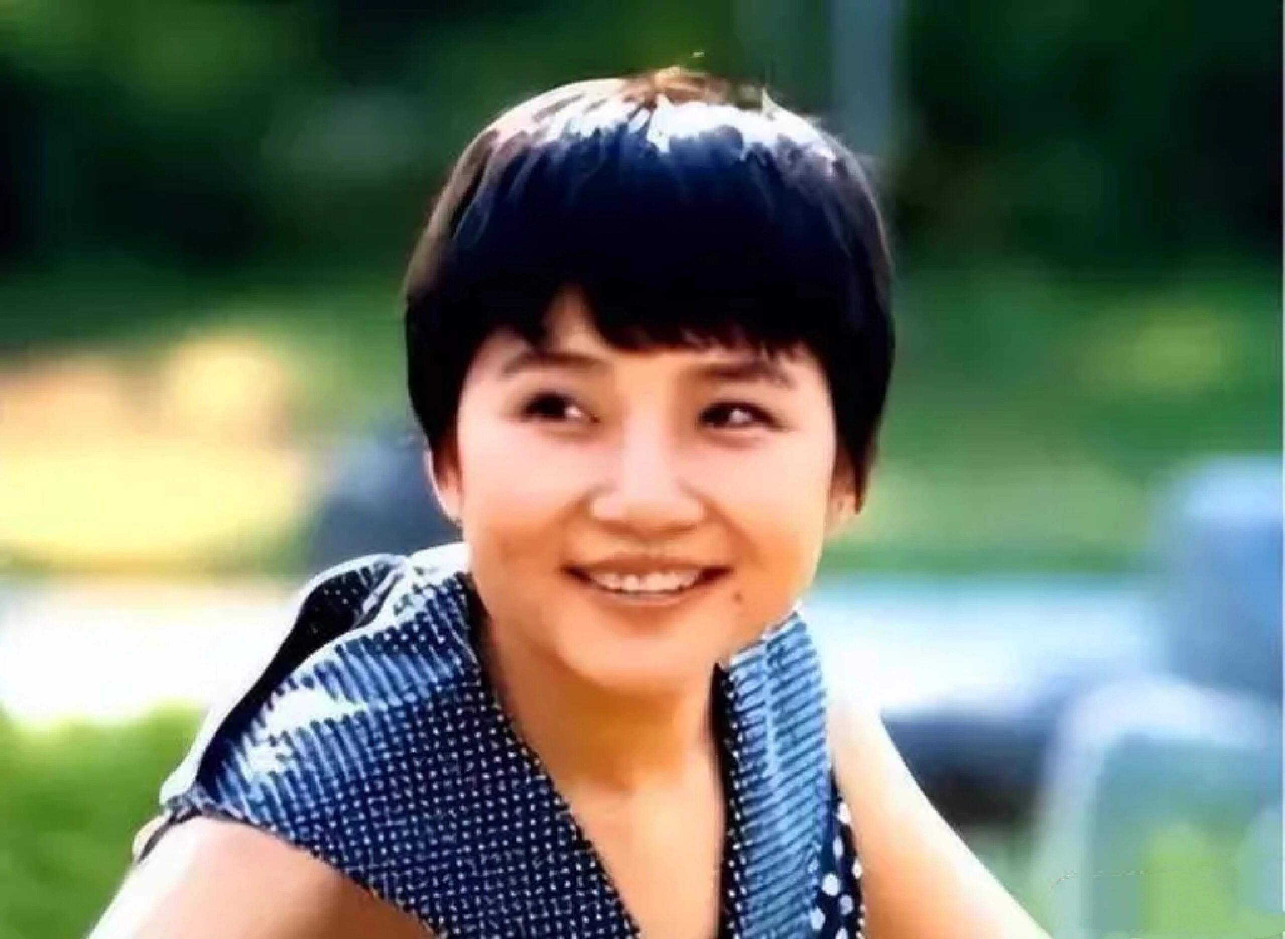 李娜：从豫剧新星到剃度出家的女歌手