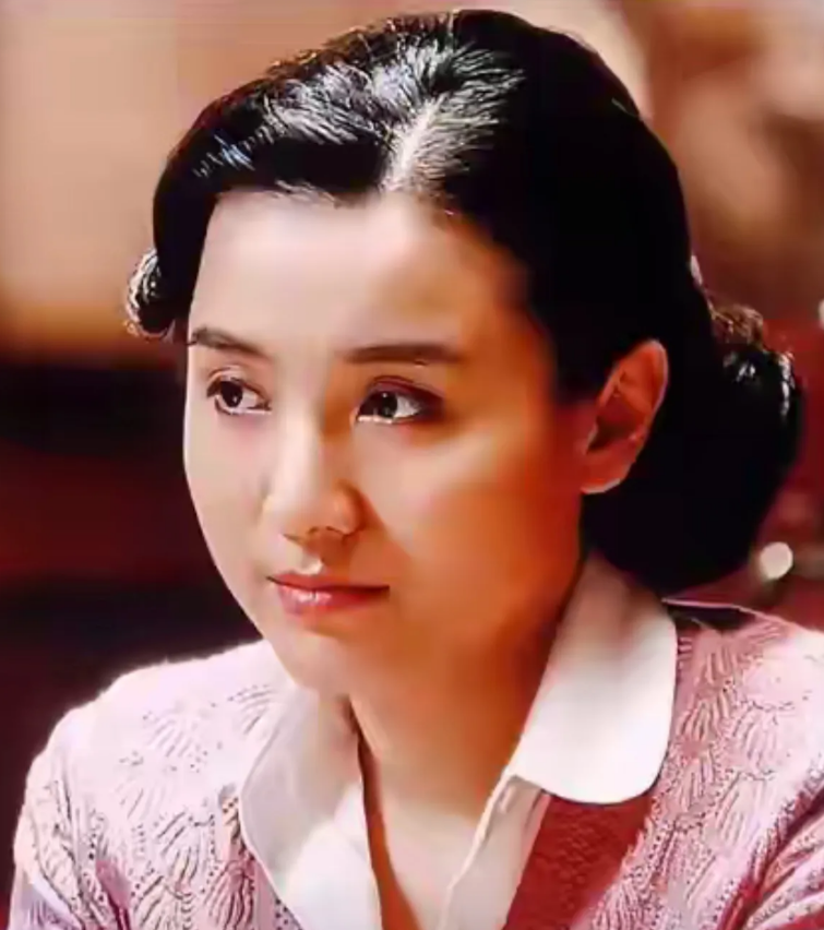 中青代女演员，演技水平前十名的排序如下：
10，殷桃
09，马苏
08，白百何