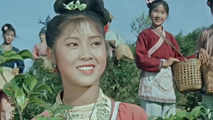 “刘三姐”黄婉秋：与儿子先后离世，遗言催人泪下，丈夫悲痛欲绝