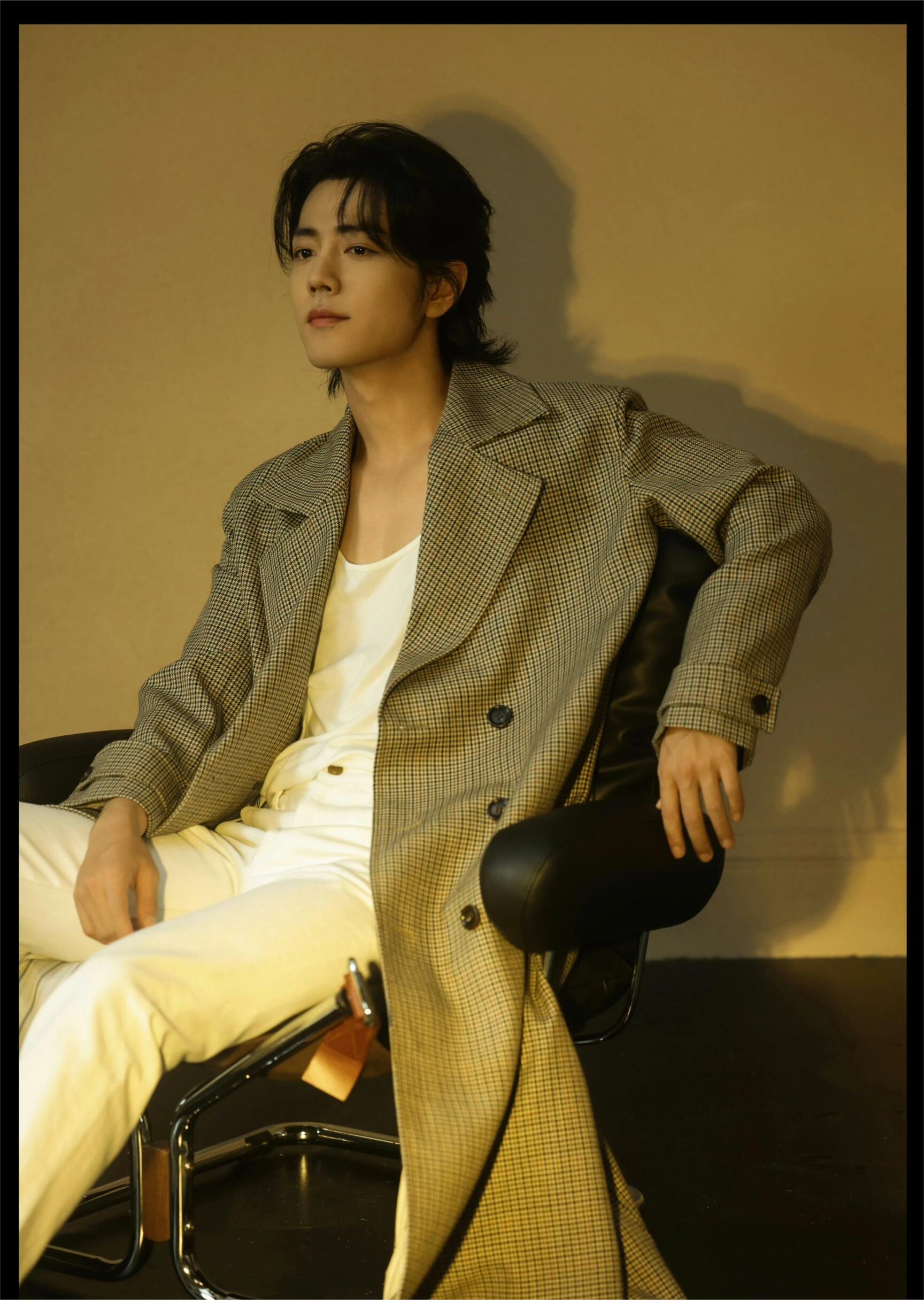 肖战——氛围感帅哥