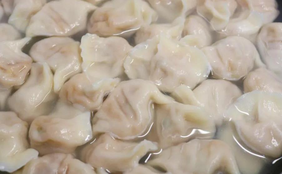 白菜猪肉饺子，北方年味必备，招财又美味