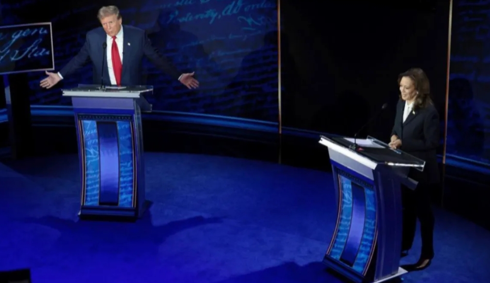 特朗普虽然嘴巴不停，但说的东西感觉像是东一榔头西一榔头的，没啥重点。反观哈里斯，