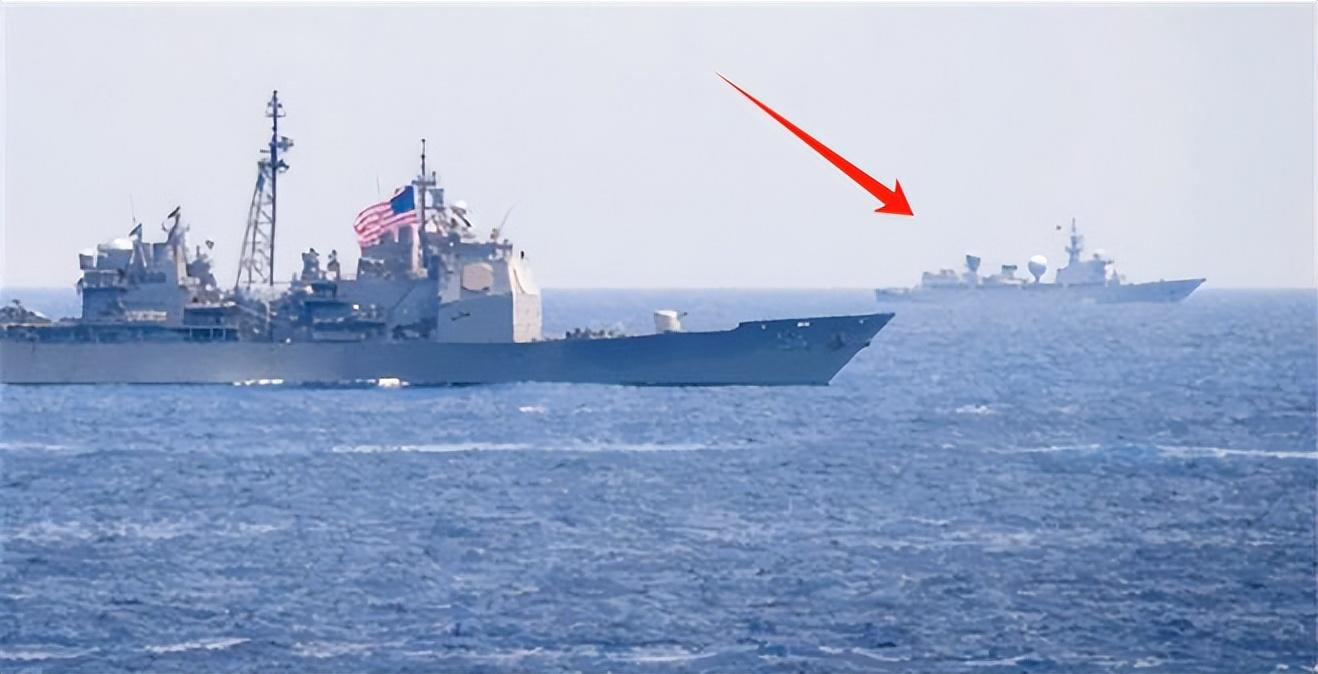 “环太平洋”29国演习成笑话，中方815A电子船应(硬)邀(要)围观，美军面子丢