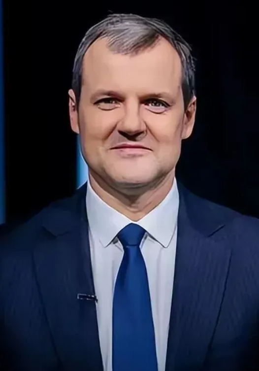 立陶宛急呼：别记仇啦！

1，立陶宛突然喊话中国：“我错了！”是真心呼吁，还是忽