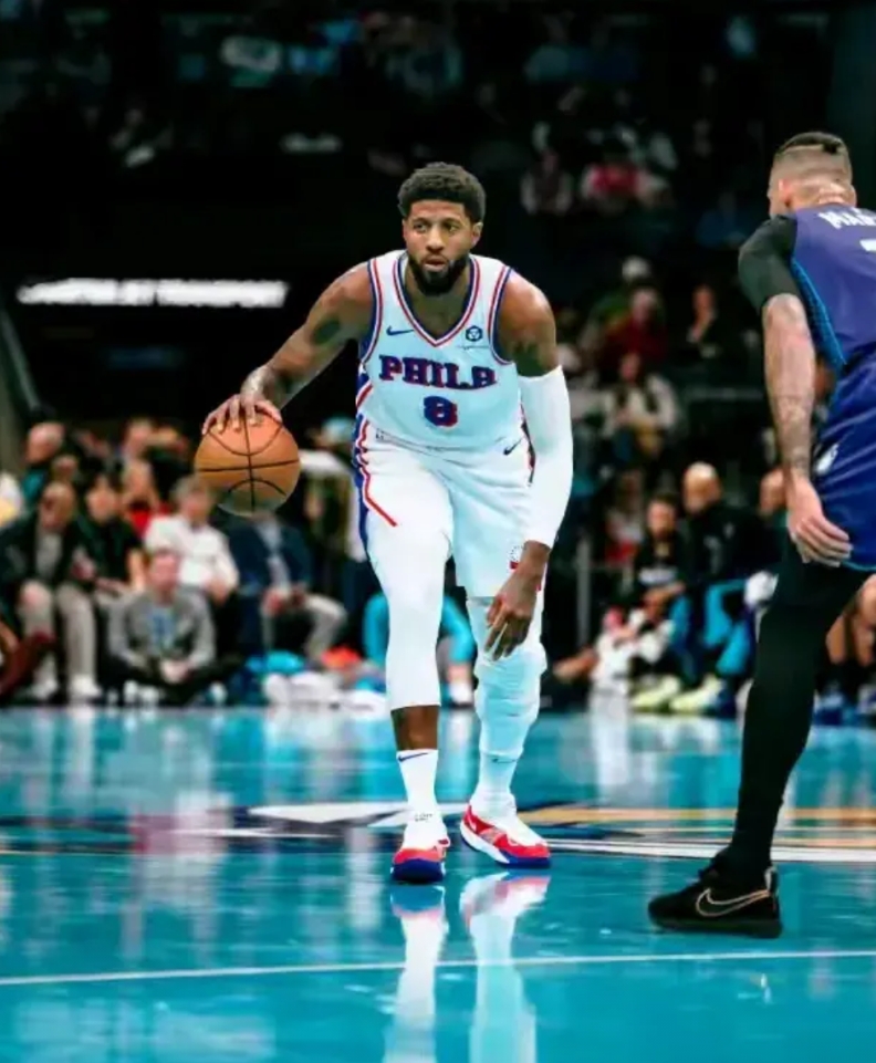 76人好起来了，乔治和马克西联手，拿下一波两连胜，冲击附加赛。
第一，76人11