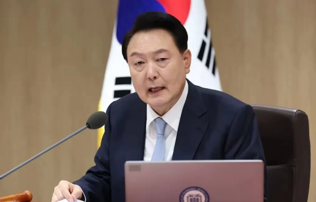 尹锡悦“戒严”失败，下台倒计时开启，结局不妙！

现任总统尹锡悦的“戒严”行动仅
