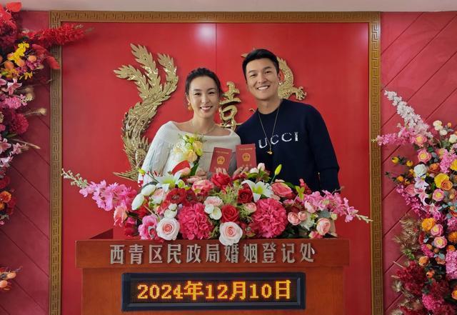 32岁网球金花在天津领证结婚，笑言给男方名分，曾是中国网坛一姐