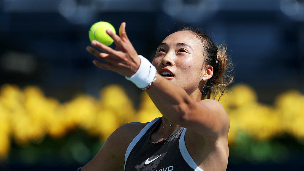 黑马逆袭！WTA1000迪拜站，郑钦文等一众种子选手纷纷爆冷出局