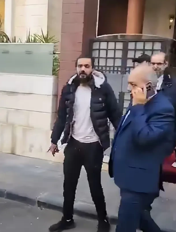 巴沙尔政府总理透露叙利亚士兵薪水，怪不得不战而逃！
