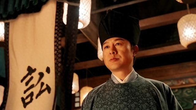 被狠狠拿捏住了！年底压轴大剧之争正式打响，谁会成为最终赢家？