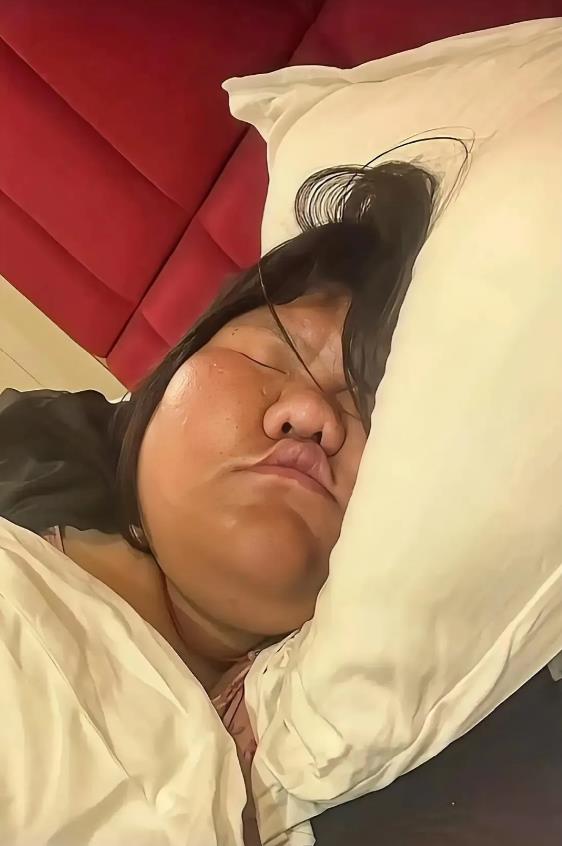 兄弟们！彩礼谈崩了，女朋友不开心怎么办？