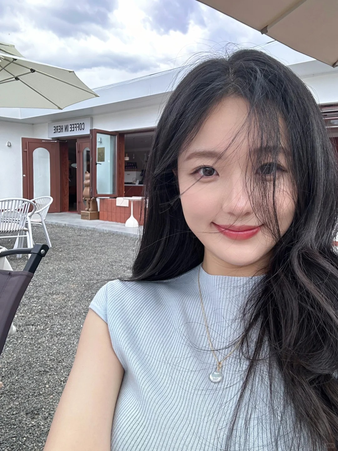 韩里韩气的🥣
最近天气太好噜
喜欢蓝色和白色搭配😇