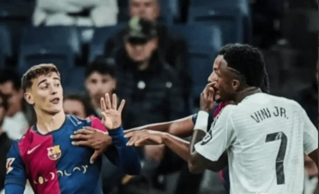 大反转？维尼休斯无缘金球奖！罗德里夺得金球奖，维尼修斯排名第二，贝林厄姆第三
