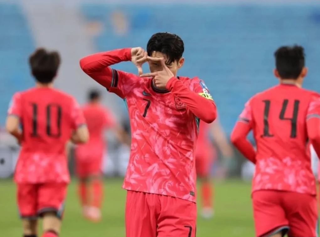 脸都不要了！韩国1-1巴勒斯坦，看完比赛，不得不提的3个可笑事实

1.金玟哉现