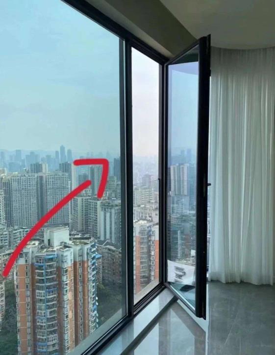 不懂就问，安装这种落地窗真的安全吗？