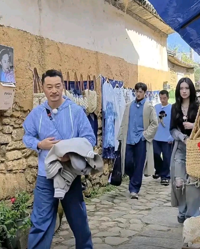 这是跑男吗？现在是不是没什么人看了