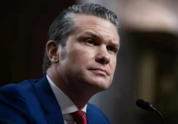 乌克兰被美国给卖了，不过他一点办法都没有，必须加入到这次被卖的行动中去。
特朗普