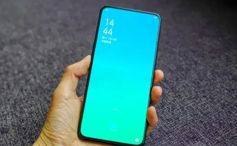最近想买手机，在 OPPO K12 系列里纠结。
先说 K12x，适合对性能要求