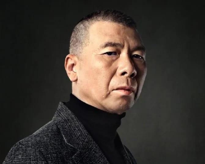冯小刚回老家看妈 帮姐姐找活

                        