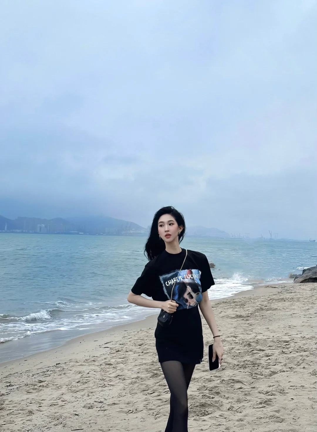 与海为邻
