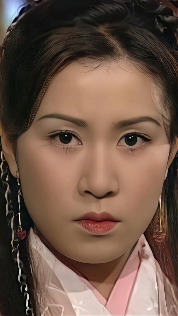 佘诗曼年轻就很美