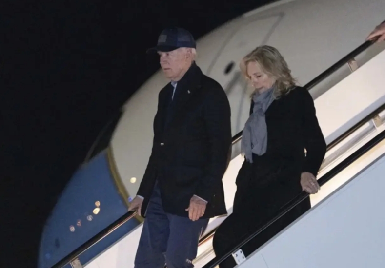 拜登这是要全世界消耗俄罗斯了。

叙利亚战火重燃，格鲁吉亚发生暴力抗议活动，现在