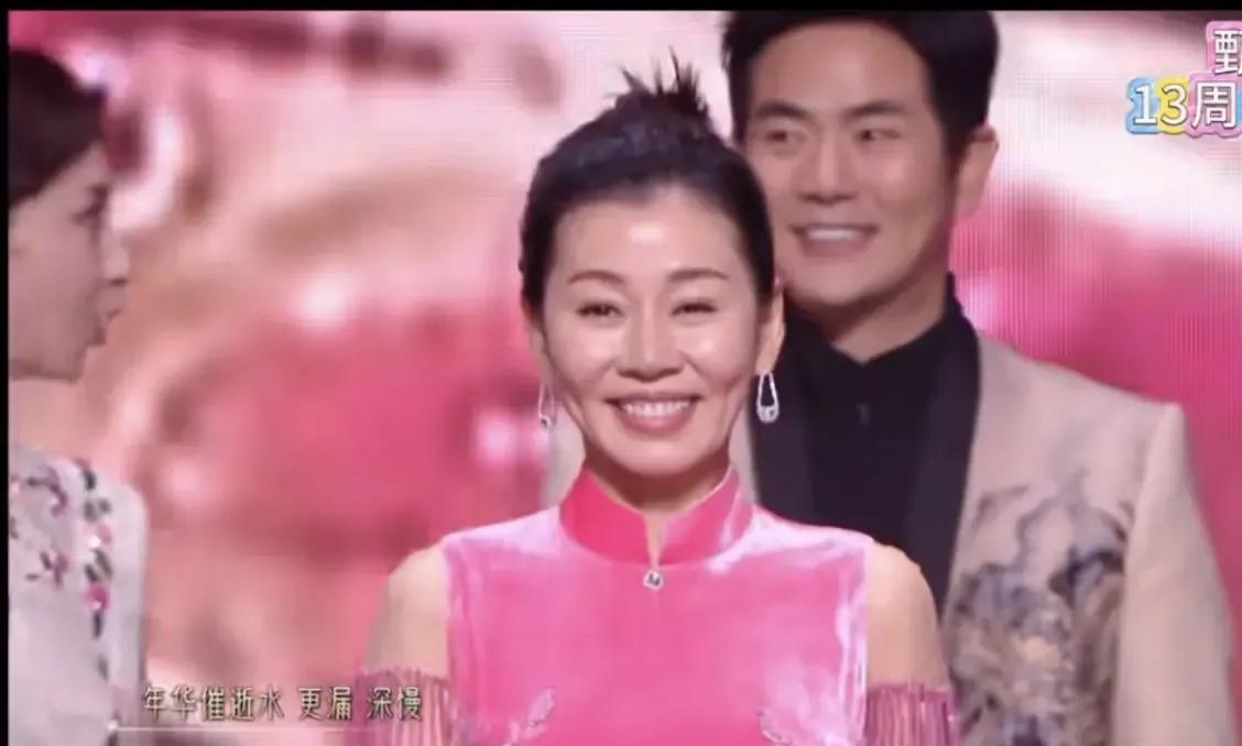 《甄嬛传》里到叛逆期的演员可真不少啊！
1、首先就是齐妃，自从电视剧里大胖橘说了