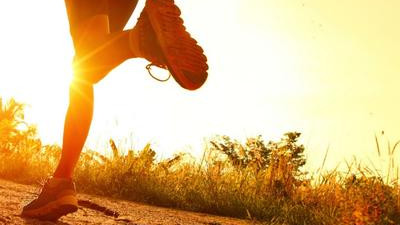 世界上有两种人：跑步的人和不跑步的人