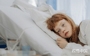 女儿查出脑瘤的当天，妻子一晚没回家，只为陪白月光的儿子打游戏