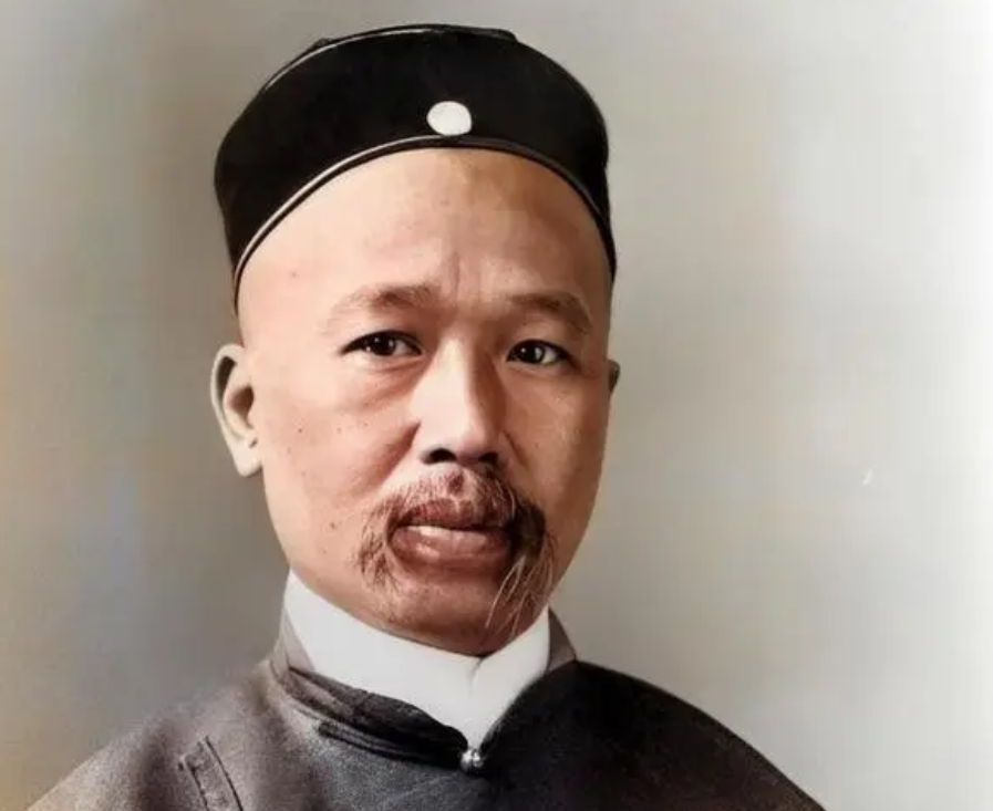 1919年，61岁的康有为迎娶了年仅18岁的张光，几年过去，康有为的健康状况急剧