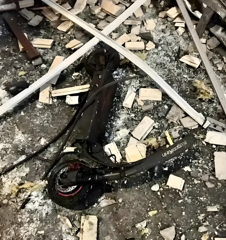 俄三防司令和他助手死于一辆儿童滑板车？宣布炸弹当量后所有人都沉默了！