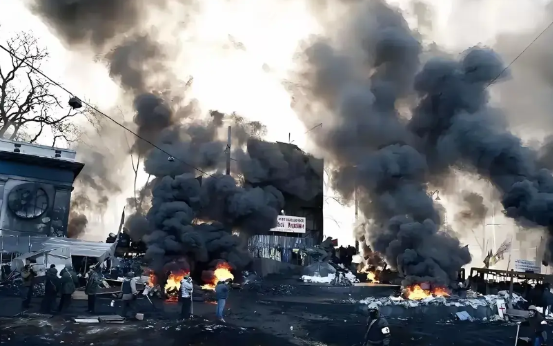 俄罗斯本来是计划两周就把乌克兰给拿下的，没想到俄乌冲突持续了3年多的时间，双方依