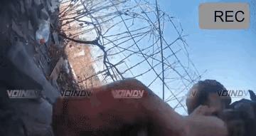 黄皮肤战神在俄乌杀疯了，身中4枪后用匕首攮死乌军，然后又干掉两个，普京应该给他授