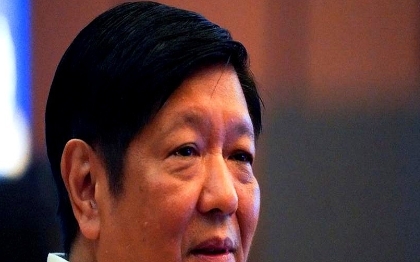 面对菲律宾在南海的挑衅行为，中国终于亮出了利剑！马科斯政府上台后，中菲关系急转直