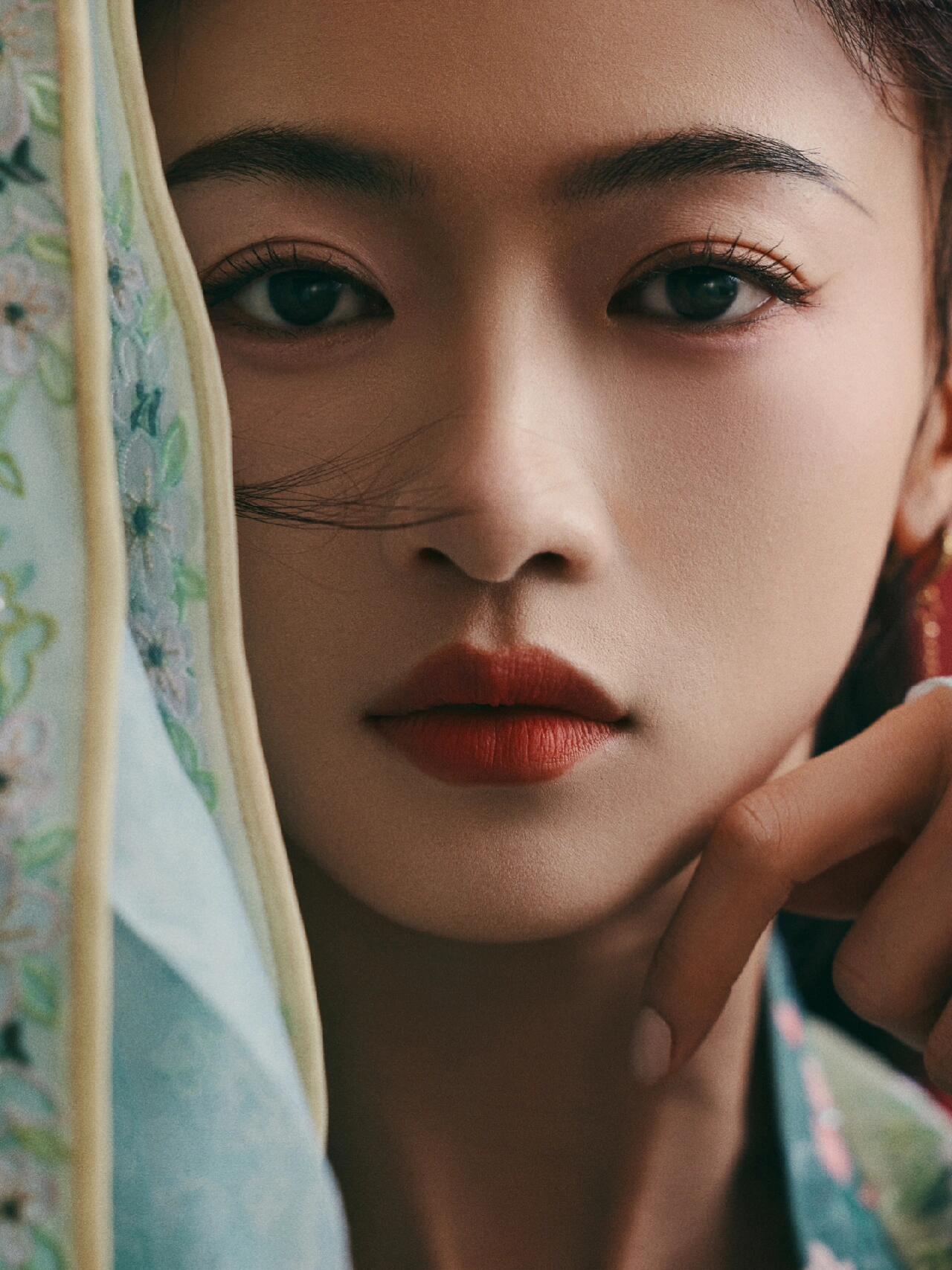 吴谨言越来越美了